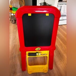 Crayola Red and Yellow Art Easel